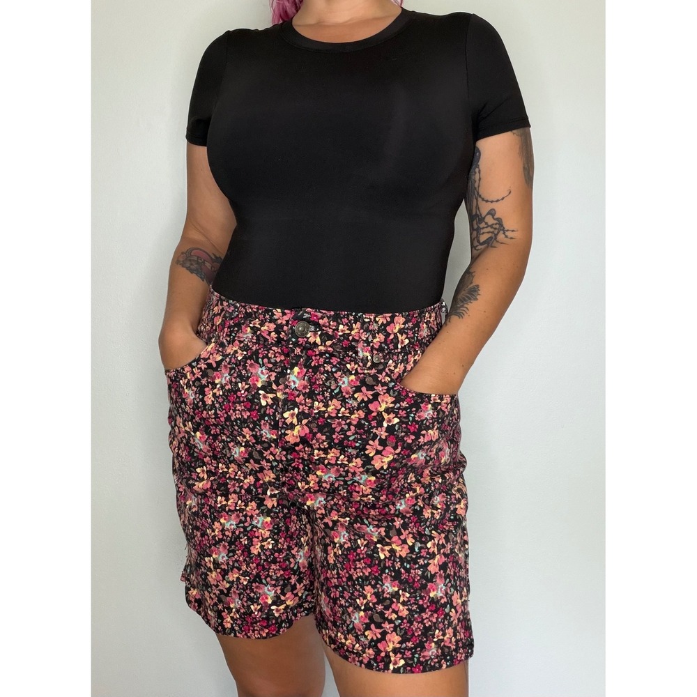Vintage 90's  - Floral Denim Shorts‎ High Rise 5" Inseam Cotton Stretch Sz 10P